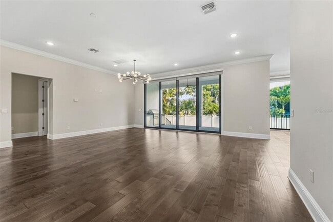 Building Photo - 481 W Davis Blvd