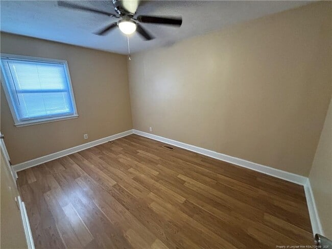 Building Photo - 931 Fleetwood Dr