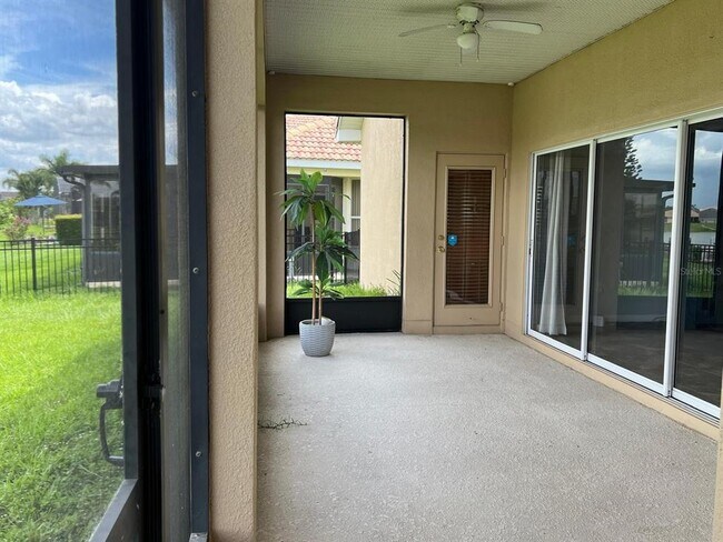 Building Photo - 3535 Somerset Cir