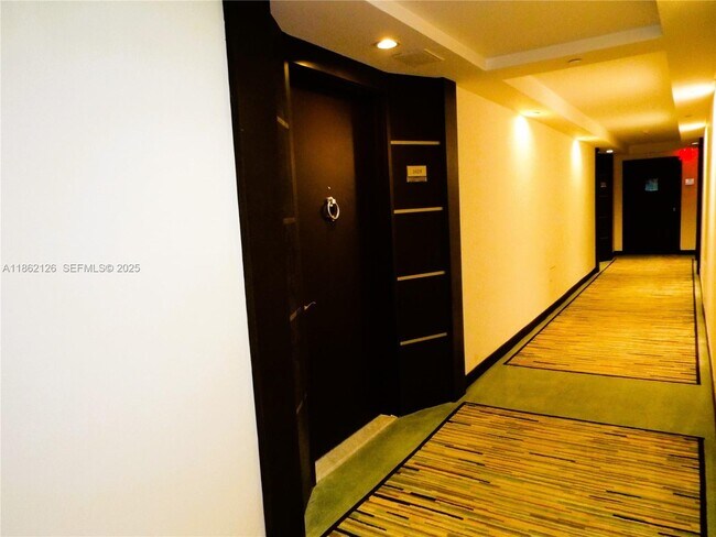 Building Photo - 5701 Collins Ave