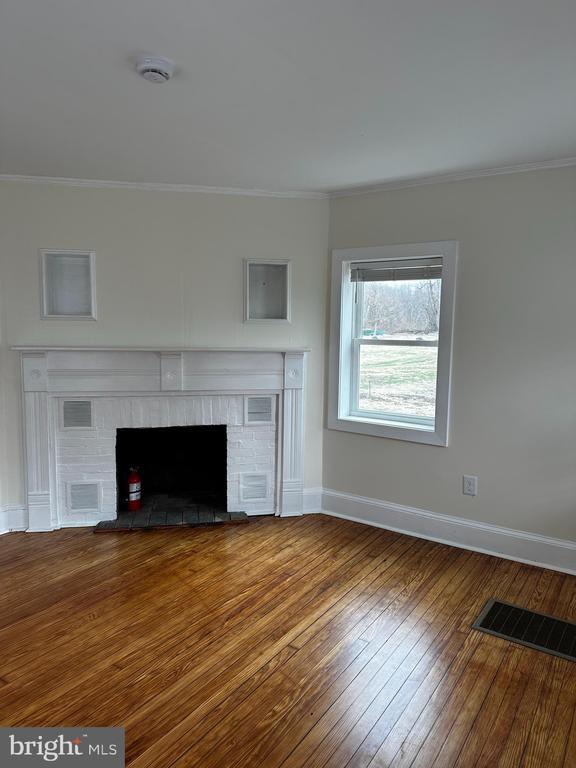 Building Photo - 4677 Summit Bridge Rd