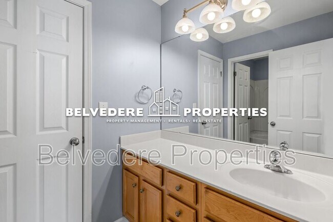 Building Photo - 2 Cobble Ln