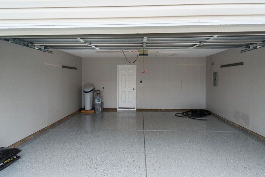 Building Photo - 504 Marquis Cir