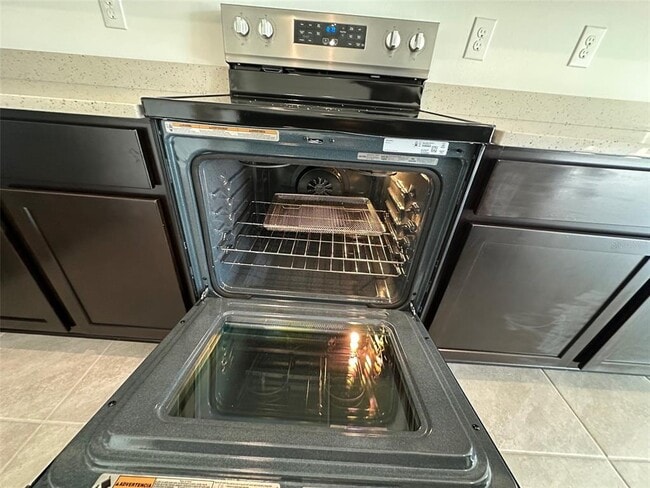 Building Photo - 11450 Crescent Deer Dr