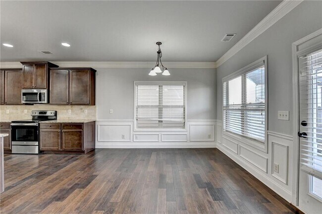 Building Photo - 1264 Brynhill Ct