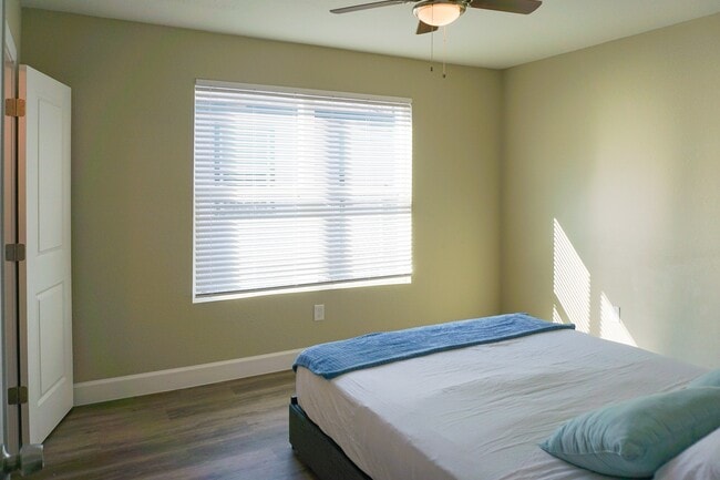 Building Photo - 3703 Market St