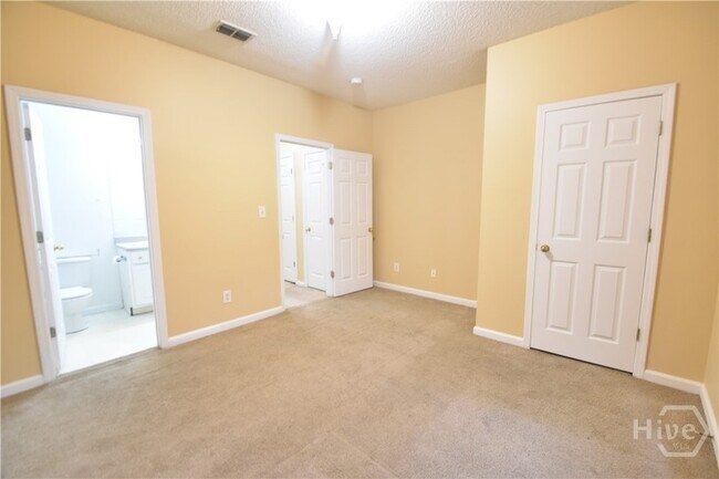 Building Photo - 1202 Walden Park Dr