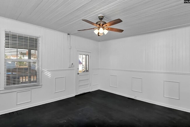 Building Photo - 203 Oliver St