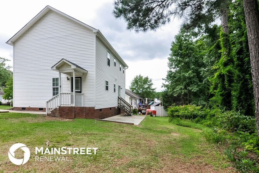 Building Photo - 1100 Curtiss Dr