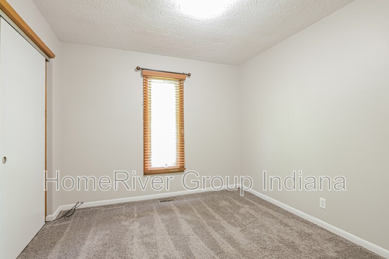 Building Photo - 712 Daffon Dr