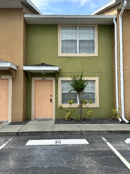Building Photo - 312 Cervantes Dr