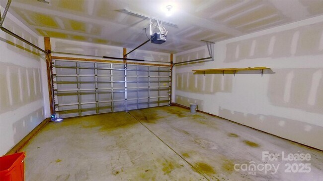 Building Photo - 10818 Slalom Hill Rd