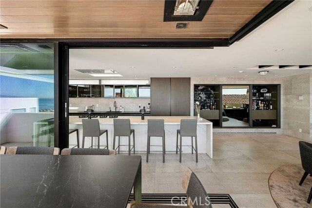 Building Photo - 121 25th St