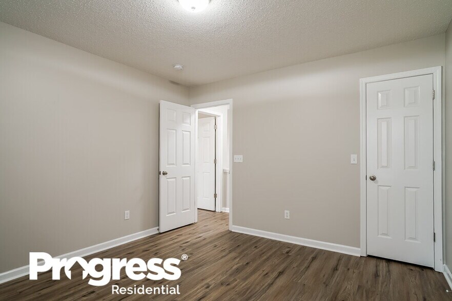 Building Photo - 5828 Cherryrain Ct