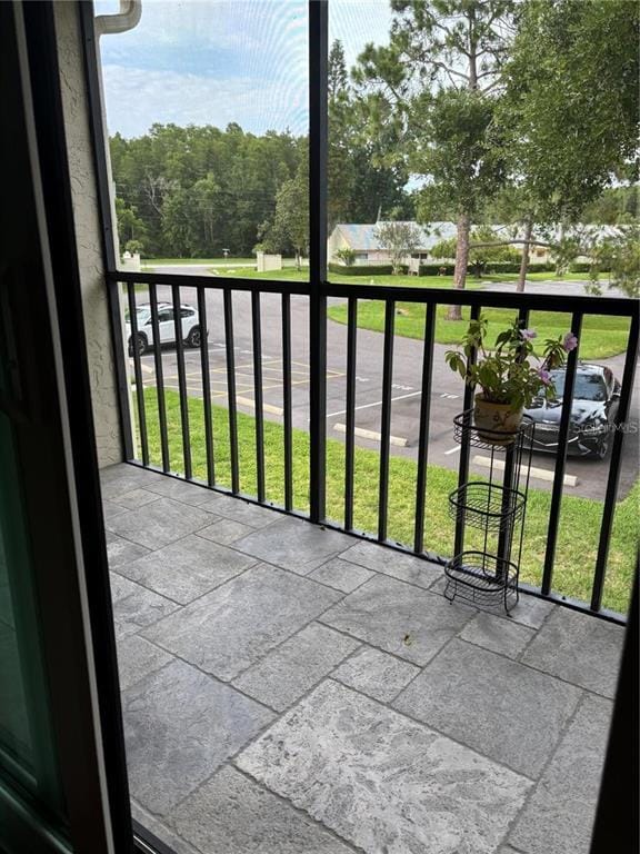 Building Photo - 1400 Pine Glen Ln