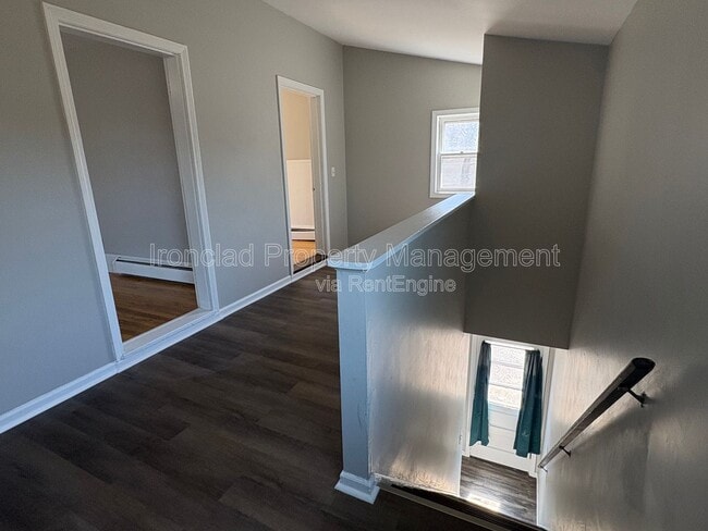 Building Photo - 818 Pine St