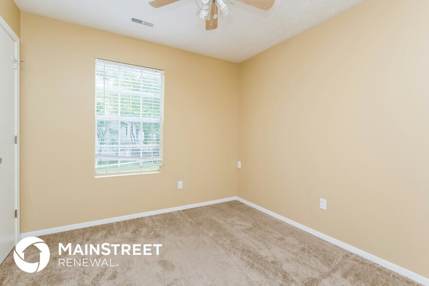 Building Photo - 850 Highland Terrace NE