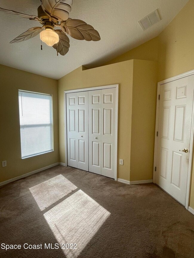 Building Photo - 1897 Gould Ave SW