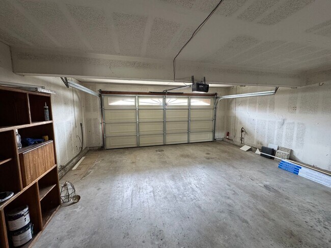 Building Photo - 1423 Portofino Dr