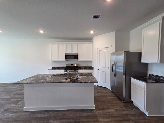 Building Photo - 1551 Cinque Terre Way