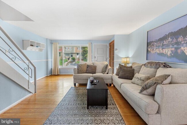 Building Photo - 5432 Vicaris St