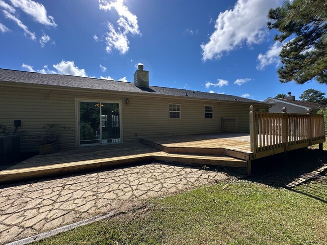 Building Photo - 125 Glenwood Dr