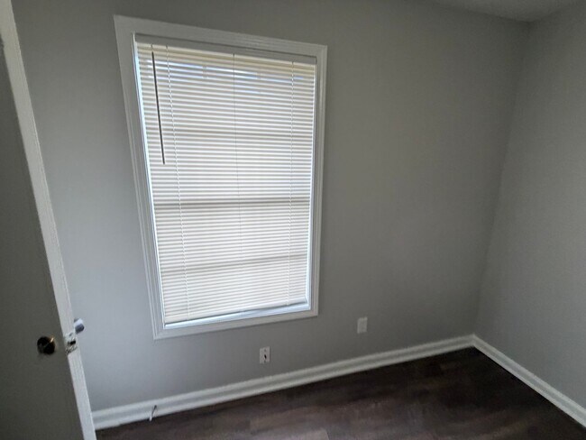 Building Photo - 4169 Double Tree St
