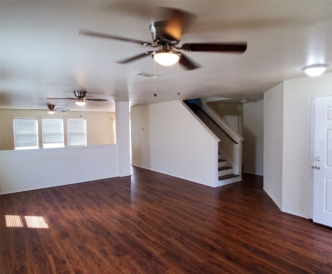 Building Photo - 7903 Chatham Springs Ln