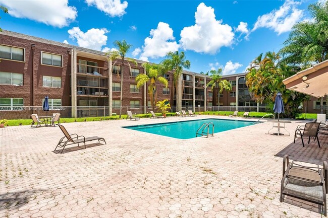Building Photo - 7020 Nova Dr
