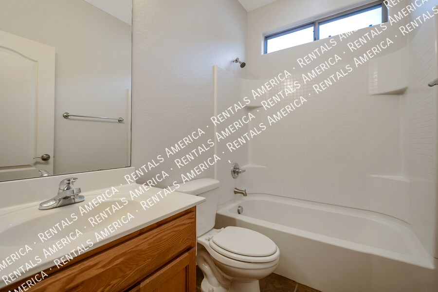 Building Photo - 1278 W Stephanie Ln