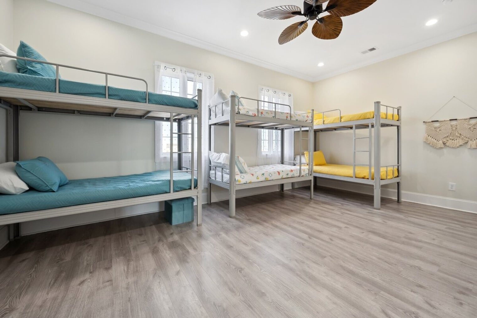 Building Photo - 509 Debordieu Blvd