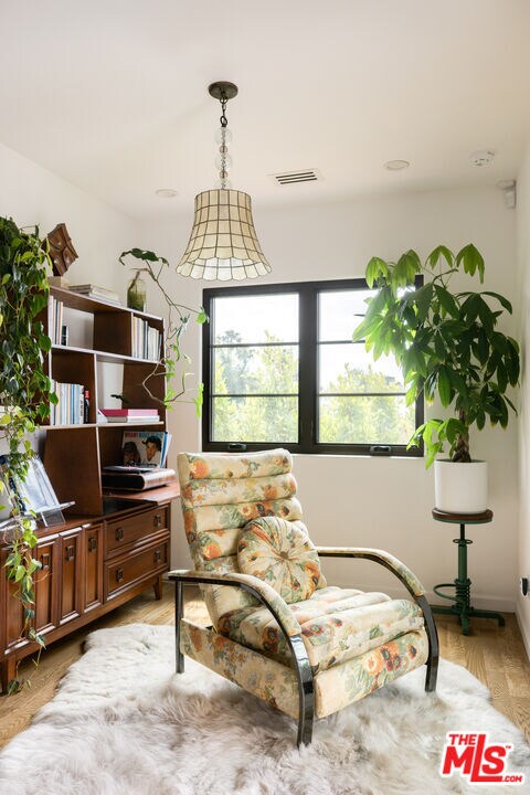 Building Photo - 1745 N Vista St