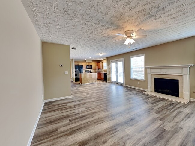 Building Photo - 2622 Lance Ridge Way NE