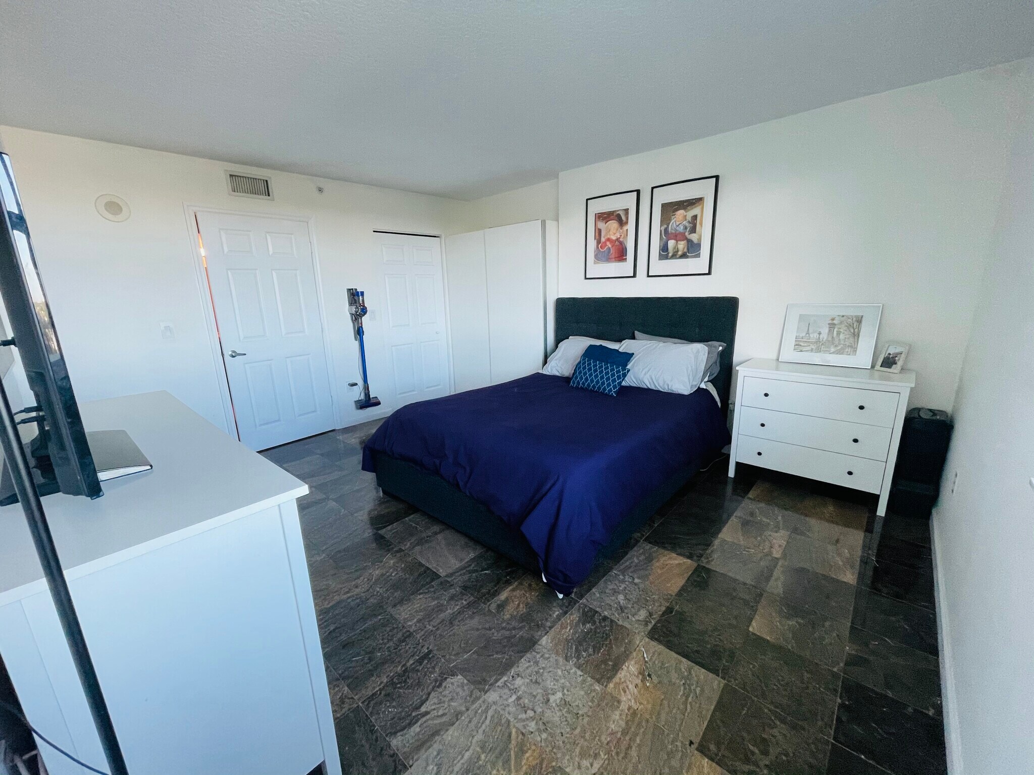 Building Photo - 3000 Coral Way