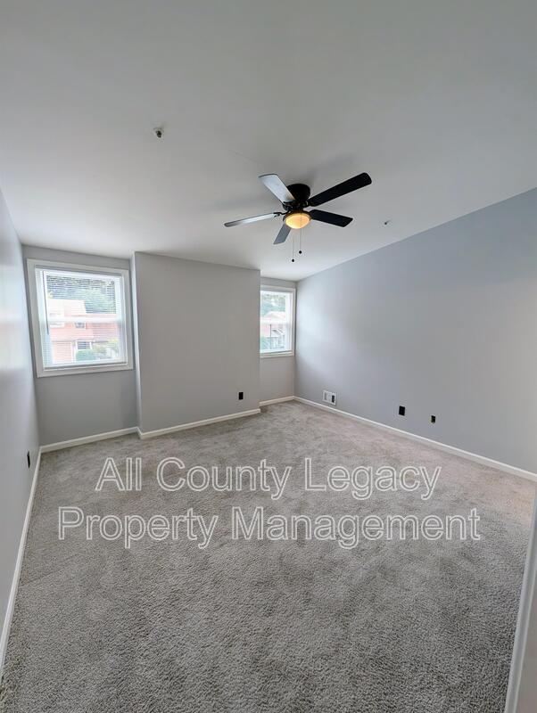 Building Photo - 1609 Burnstone Dr