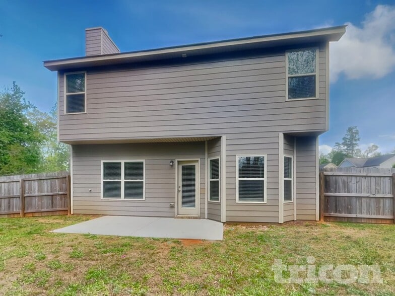 Building Photo - 217 Adeline Ln