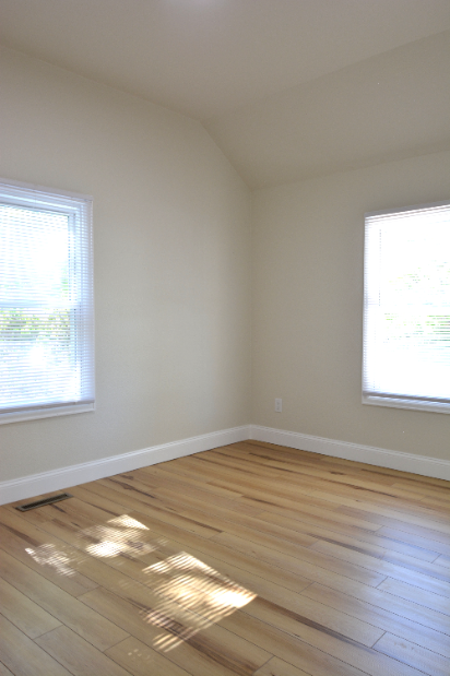Building Photo - Newly Remodeled Home!