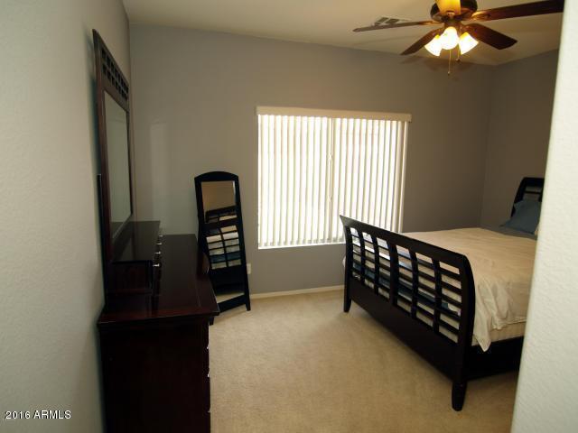 Building Photo - 2633 E Riviera Dr