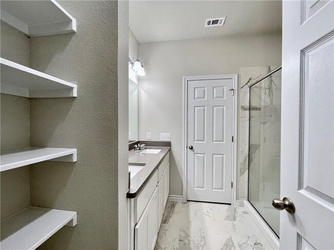 Building Photo - 7628 Leitrim Wy