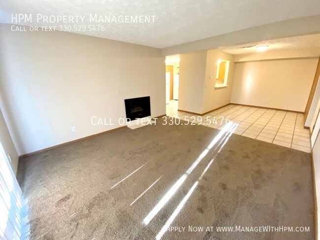 Building Photo - 1876 Ledgewood-A8