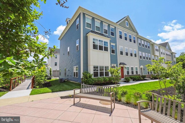 Building Photo - 14312 Potomac Heights Ln