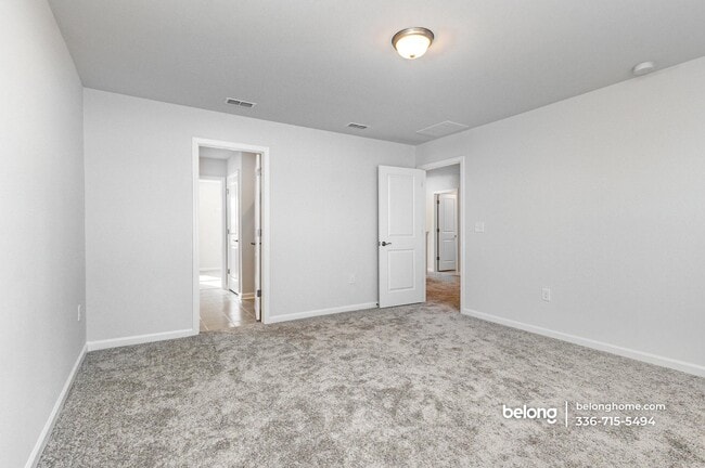 Building Photo - 1425 Rhodes Pond St