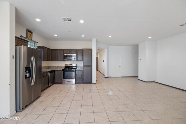 Building Photo - 3124 Via Bella Rosa Ave