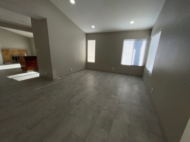 Building Photo - Cottonwood Estate 4 Bedroom Ranch Home