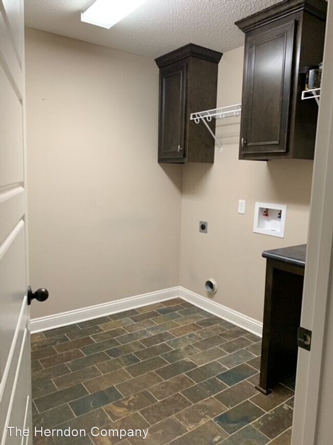 Building Photo - 4 br, 2 bath House - 3630 Knights Mill Drive