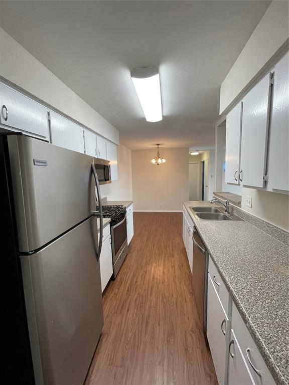 Building Photo - 407 Parkhill Cove