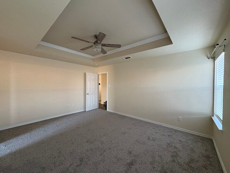 Building Photo - 2508 Isabelle Dr