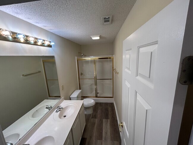 Building Photo - 4810 Innisbrook Ct