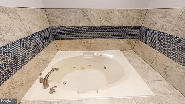 Building Photo - 12021 Calico Woods Dr