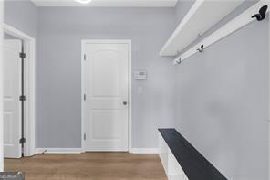 Building Photo - 5435 Mirror Lake Dr